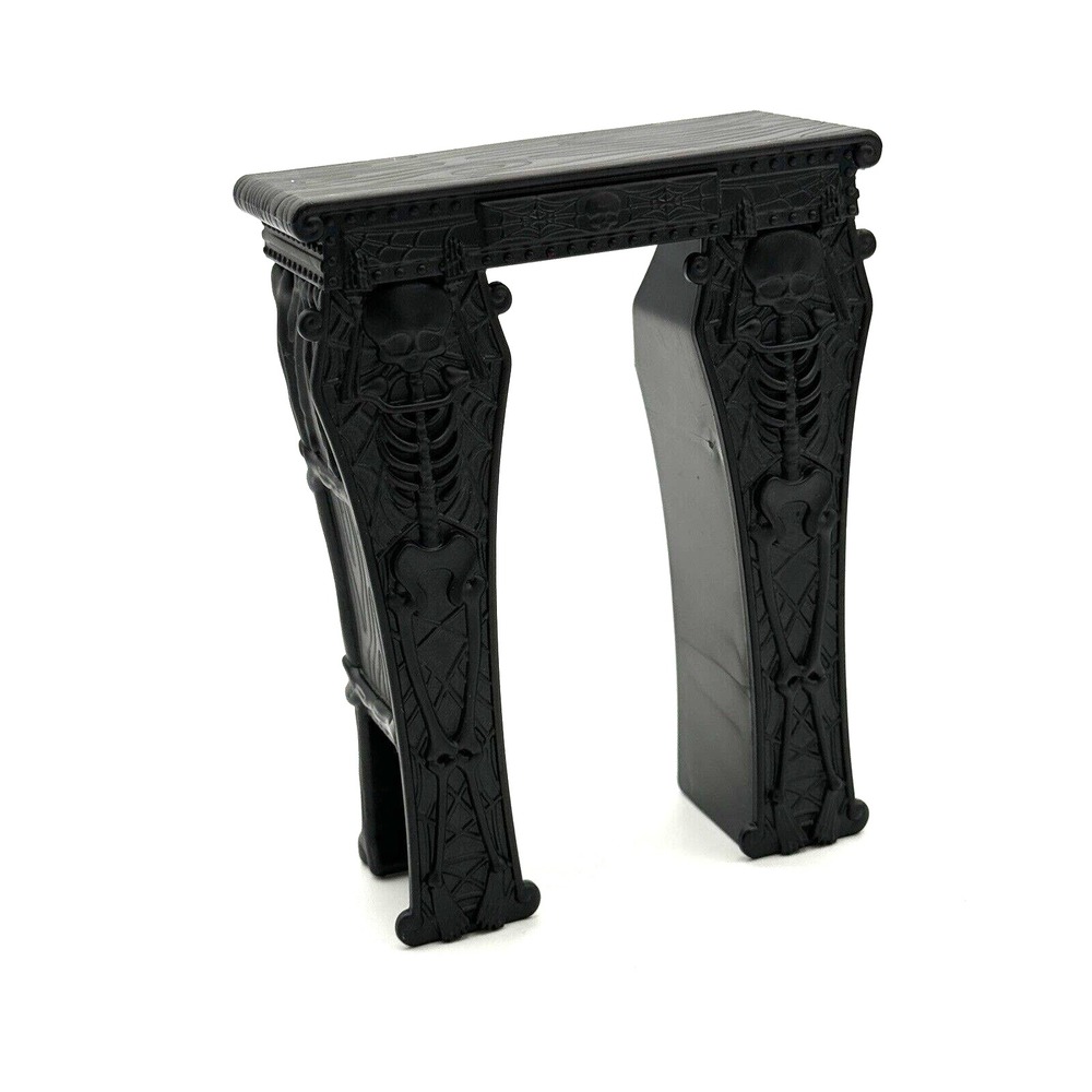 Monster High Deadluxe High School Replacement‎ Furniture Skeleton Podium Black